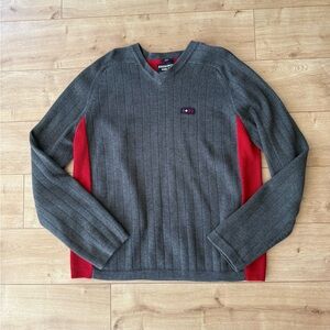 Vintage Abercrombie & Fitch A/92 Men’s Grey Red V-Neck Sweater Size XL